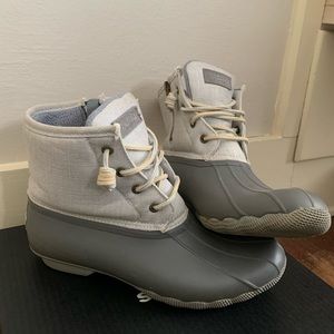 SPERRY BOOTS WOMENS SIZE 9